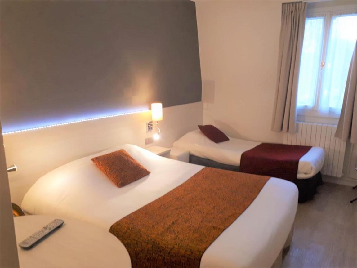 Contact Hotel Du Cerf 查塔奥贡泰 外观 照片