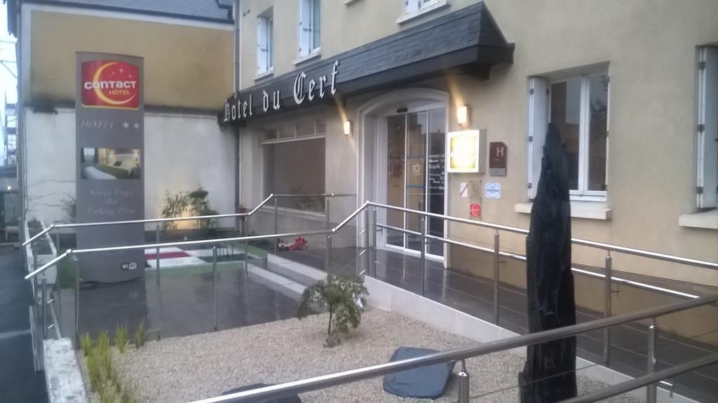 Contact Hotel Du Cerf 查塔奥贡泰 外观 照片