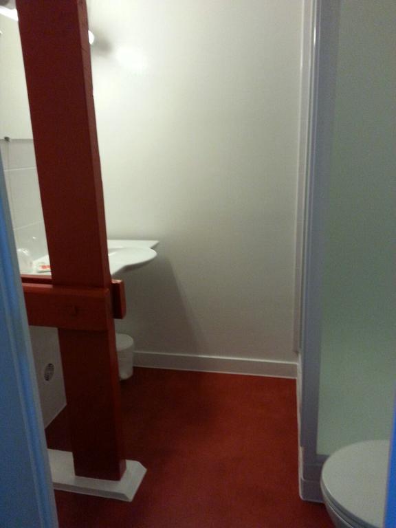 Contact Hotel Du Cerf 查塔奥贡泰 客房 照片